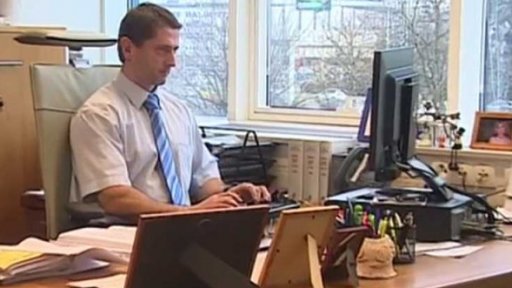 Platy ústavních činitelů