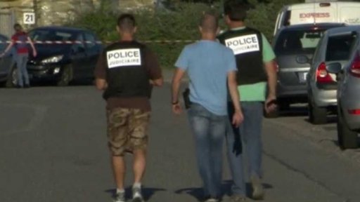 Vyšetřování útoků ve Francii a V Kuvajtu