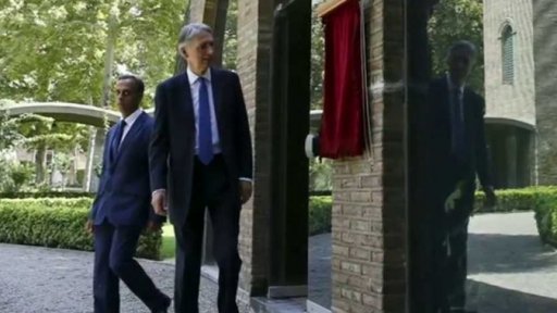 Otevření britské ambasády v Íránu