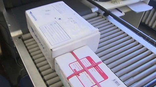 Padělané zboží v poštovních balících