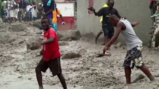 Přípravy na tropickou bouři