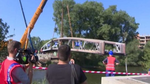 Unikátní lávka přes Ohři