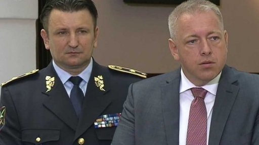 Cvičení vojáků a policie