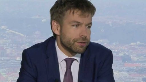 Žaloby běženců na stát