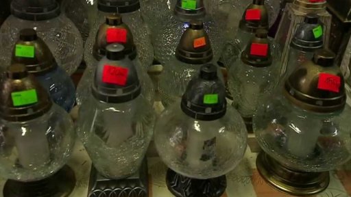 Začínají nákupy na dušičky