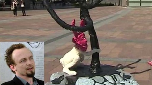 Zločiny komunismu před budovou EP