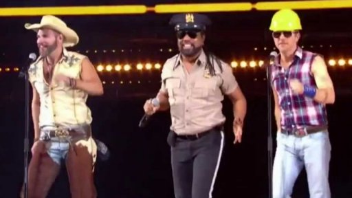 Village People uzavírají Benátskou noc