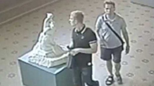 Ukradená Rodinova busta