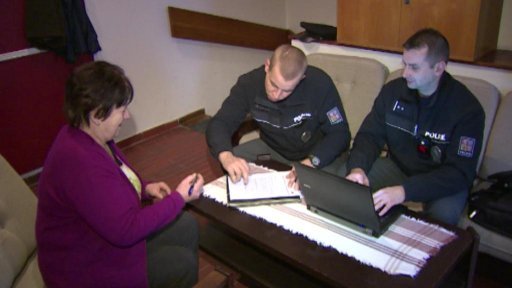 Méně ve služebnách, více v terénu-nový model práce jihočeských policistů.