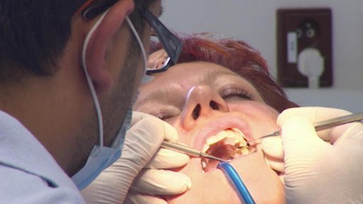 V Libereckém kraji chybějí zubaři, města je hledají v cizině