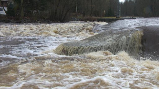 Vytrvalý déšť zvedl na západě Čech a na severu hladiny řek.