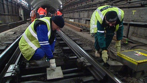 Až do úterního rána nepojede v Praze metro C.