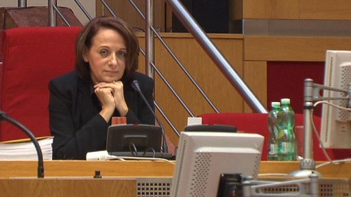 Adriana Krnáčová zůstává v čele Prahy.