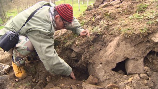 Archeologové odkrývají někdejší ležácké sklepy