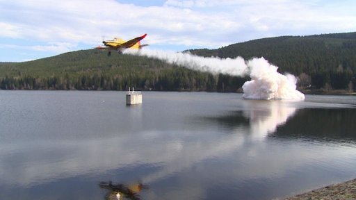 V Jizerských horách dnes ráno začalo vápnění přehradní nádrže Souš