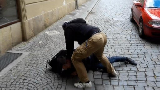 Zákrok pardubického policisty řeší jeho nadřízení