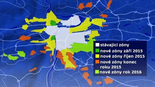 V hlavním městě zřejmě začne na podzim rychle přibývat takzvaných modrých zón a parkovacích automatů.