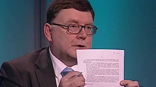 Finanční ústava: správný, nebo špatný krok?