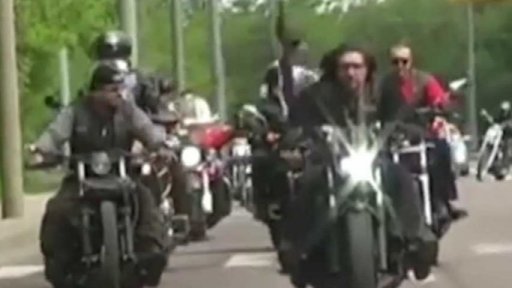 Noční vlci vyráží na Berlín