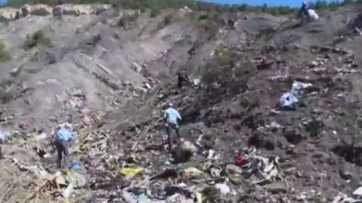 Další den pátrání kvůli Airbusu A320