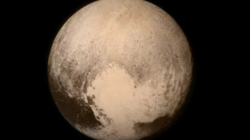 Nové snímky Pluta