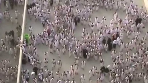 Stovky mrtvých při tragédii v Mekce + rozhovory s P. Novotným a M. H. Alrawim