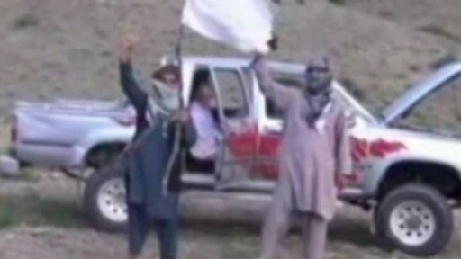 Ze zajetí Talibanu do amerického vězení?