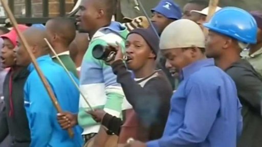 Násilí proti přistěhovalcům v JAR + rozhovor s M. Rieglem