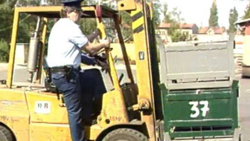 Zpracování neplatných korunových mincí (1993)