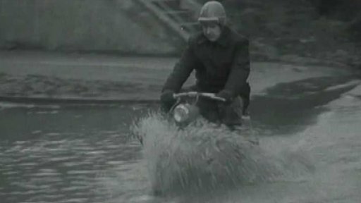 Rozvodněné řeky (1975)