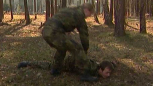 Ženy v armádě (2005)