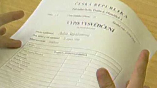 Změny na vysvědčení u prvňáčků (2005)