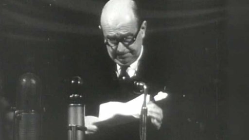 28. výročí VŘSR (1945)