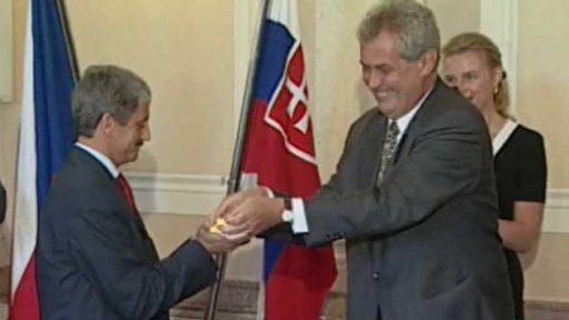 Ukončení dělení majetku po bývalé čs. federaci (2000)