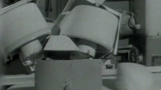 Nová automatická výrobní linka v děčínské pekárně (1973)