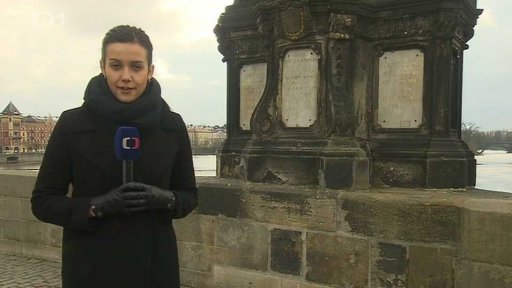 Sochy z Karlova mostu a jejich podstavce