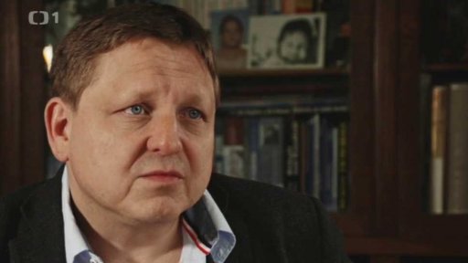 Bomby s rudou hvězdou