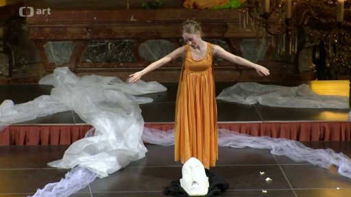 Královský nástroj tančí