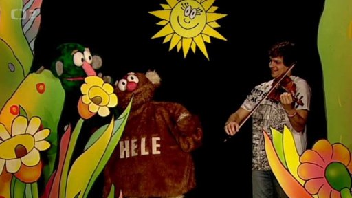 Filip si dnes naladil housličky do májova…