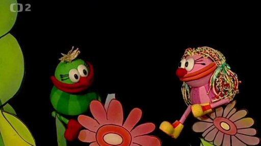 Muf dopovídá Fámule pohádku a oba se loučí s kamarády…