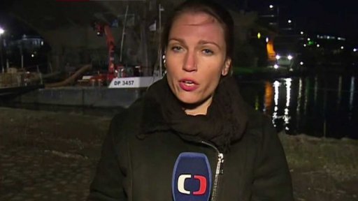 Česká loď blokuje dopravu