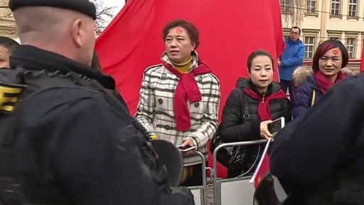 Protesty během čínské návštěvy