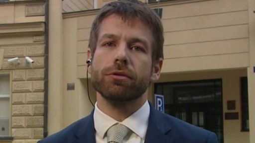 Zpožďování změn v justici