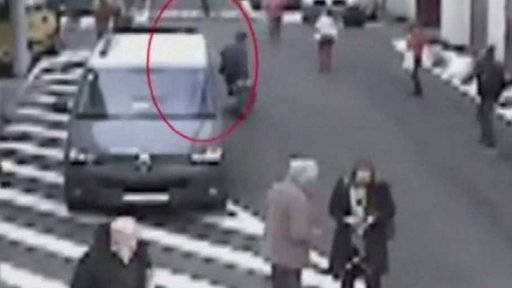 Pátrání po třetím teroristovi