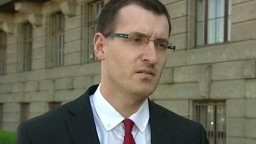 Problémy při přepisech aut