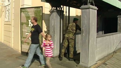 Skončila výstava korunovačních klenotů