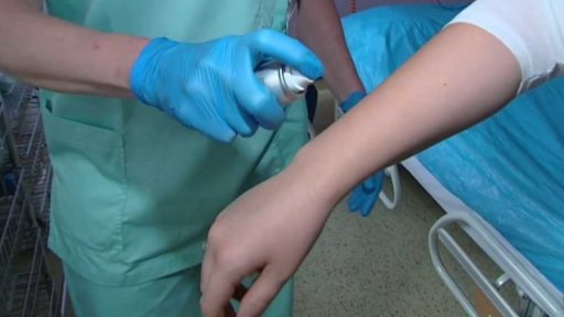 Češi si neumějí ošetřit drobná poranění