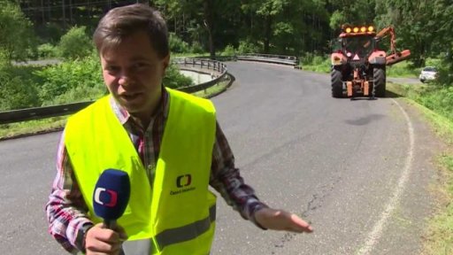 Problémy kvůli vysoké trávě