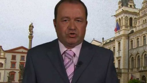 Problémy kolem letištní haly v Pardubicích