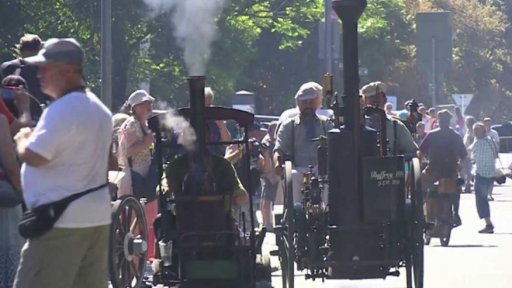 Přehlídka parních strojů